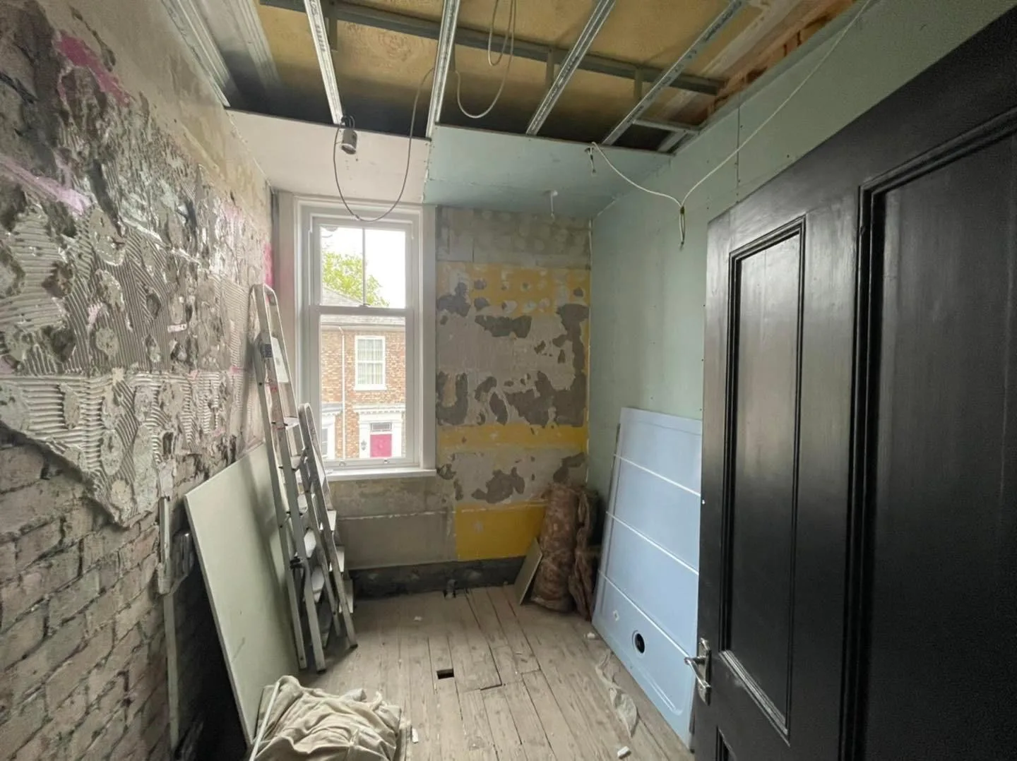 Bathroom-Before-003